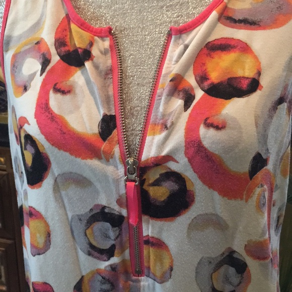 PRETTY LITTLE DRESS - Picture 3 of 4